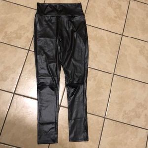 Size xl NWT leggings